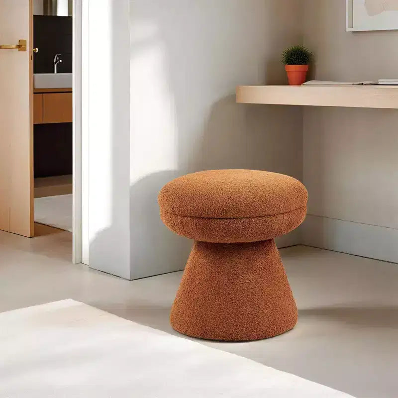 Sgabello d'accento a forma di fungo da 17,5", pouf rotondo in tessuto Teddy con base a piedistallo, pouf effetto montone per soggiorno, camera da letto, ingresso